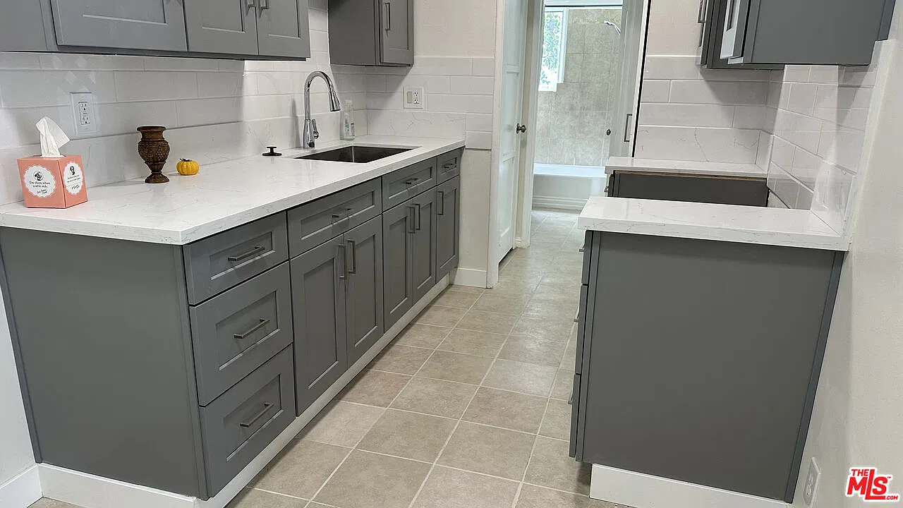 1 bed, 1.0 bath, 650 sqft, $1,850 — Photo 3