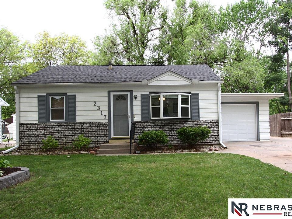 1st image of 2317 S 59th St