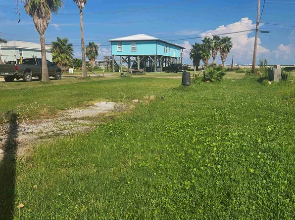 160 W Central Ave, Grand Isle, LA 70358