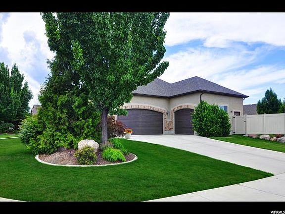 3rd image of 3434 W Via Felicidad Way