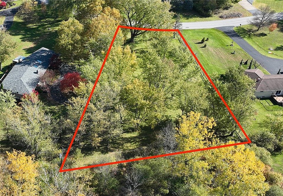 1st image of 92 Bridle Ln Lot 8