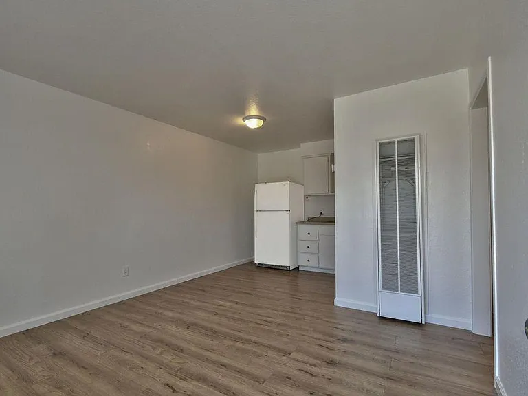 621 Maple St #3 — Photo 1