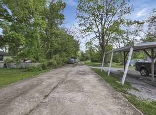 1955 Florine Dr, Grove City, OH 43123