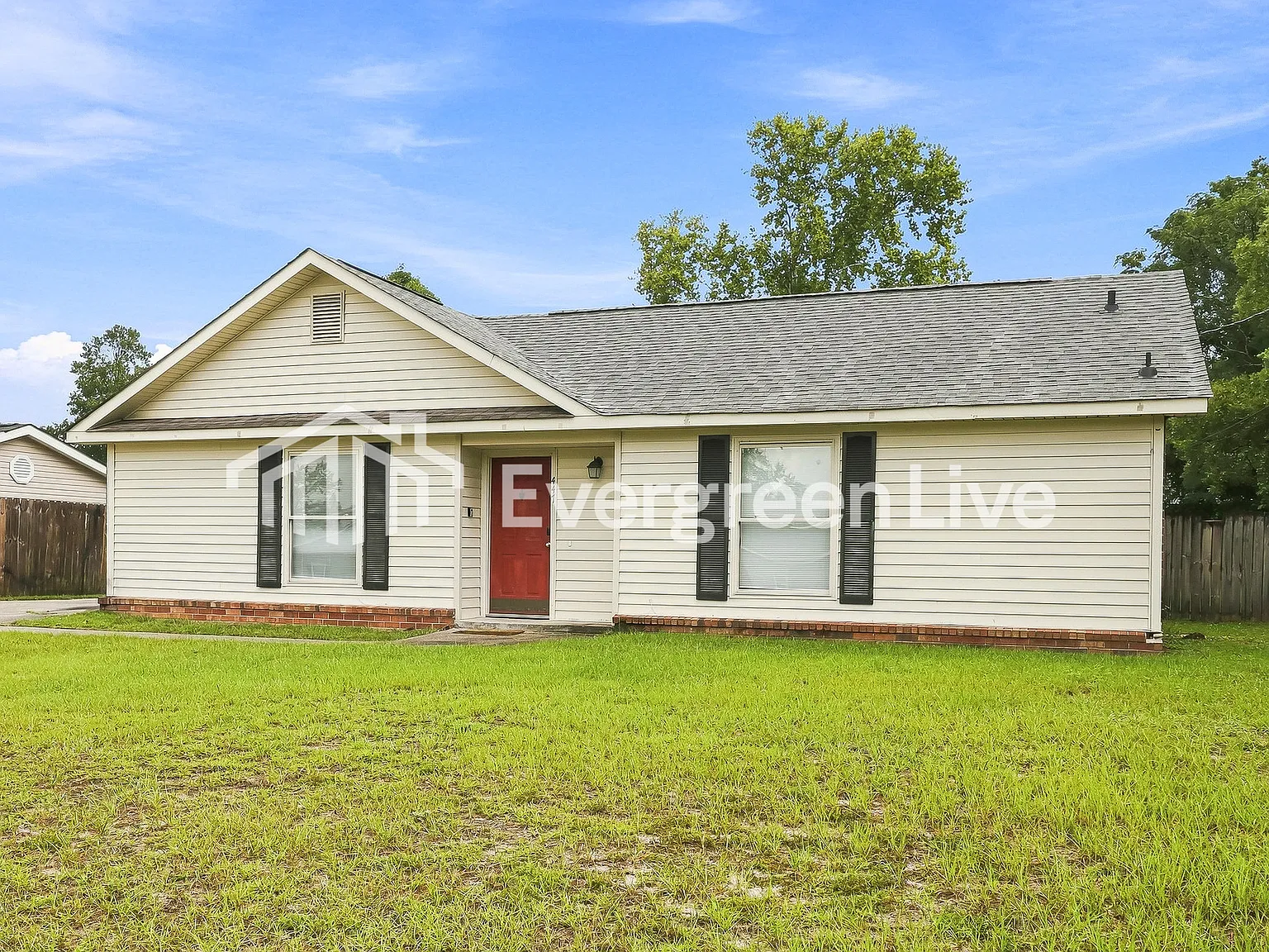 3 bed, 2.0 bath, 1201 sqft, $1,495 — Photo 2
