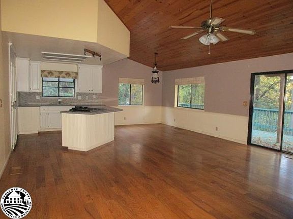 3rd image of 24095 Oxbow Ln N #306