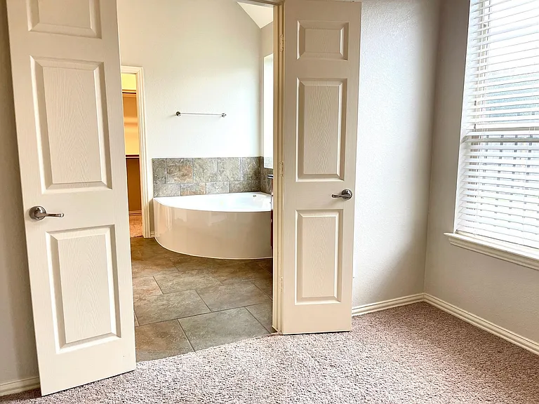 26100 Brickhill Dr — Photo 20