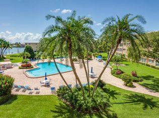 300 64th Ave APT 322, St Pete Beach, FL 33706