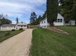 N1078 Lauterbach Rd, La Crosse, WI 54601