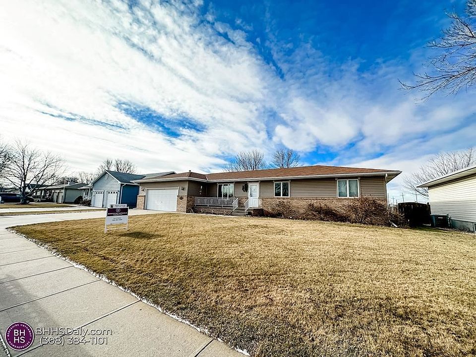 1st image of 1220 Kennedy Dr