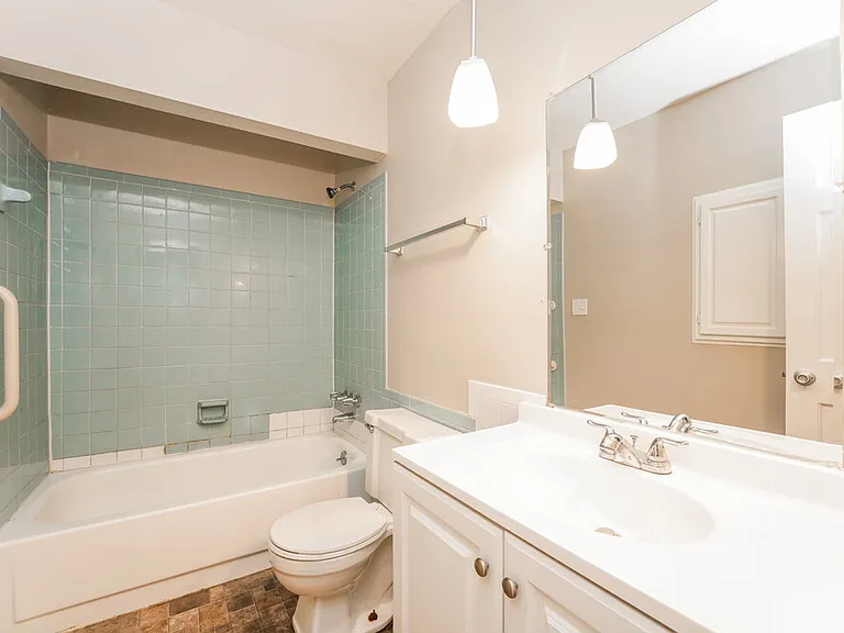 963 Asborough Ct — Photo 16