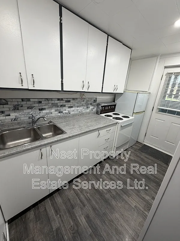 2 bed, 1.0 bath, $1,350 — Photo 4