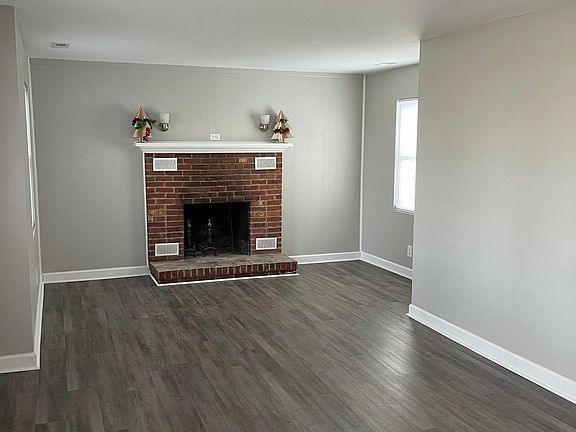 3rd image of 7365 Full View Ave