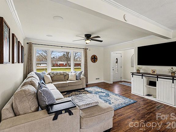 4th image of 9211 Mount Holly Huntersville Rd