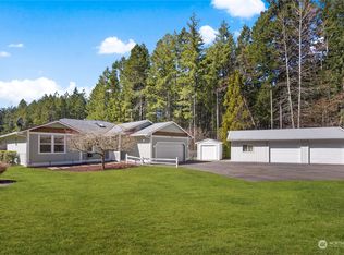 9918 Fairview Lake Rd SW, Pt Orchard, WA 98367