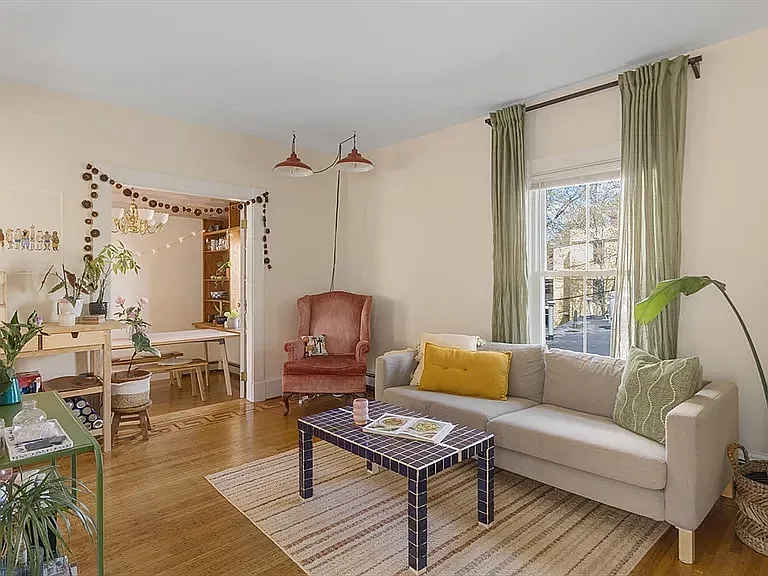3 bed, $4,500 — Photo 4