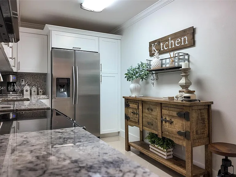 3001 S Ocean Dr #319 — Photo 5