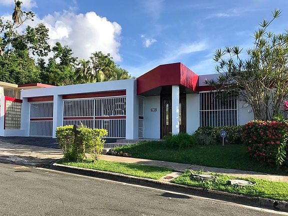 Vista exterior casa esquina