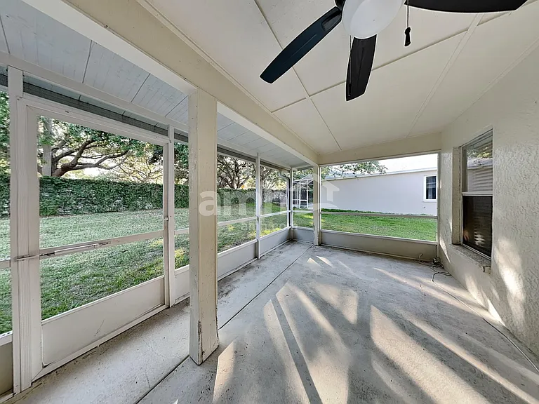 4528 Portobello Cir — Photo 19