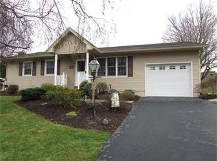 206 Feigles Rd, Muncy, PA 17756