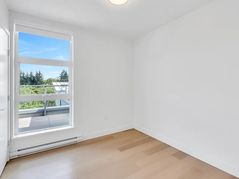 1490 W 32nd Ave — Photo 70