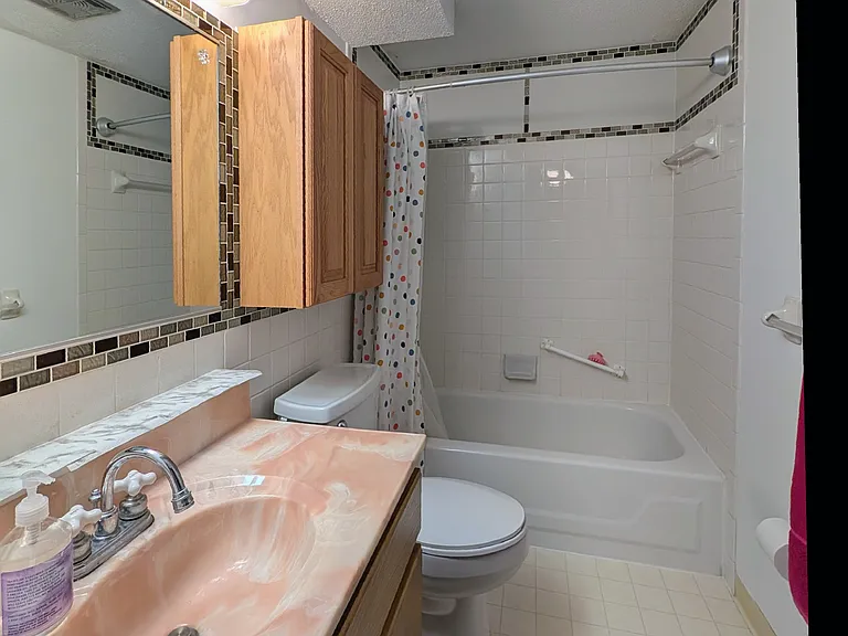 3928 Ridge Lea Rd #A — Photo 10