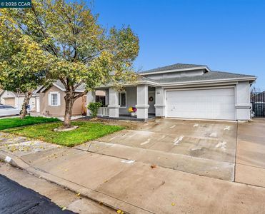 432 Red Robin Dr, Patterson, CA, 95363