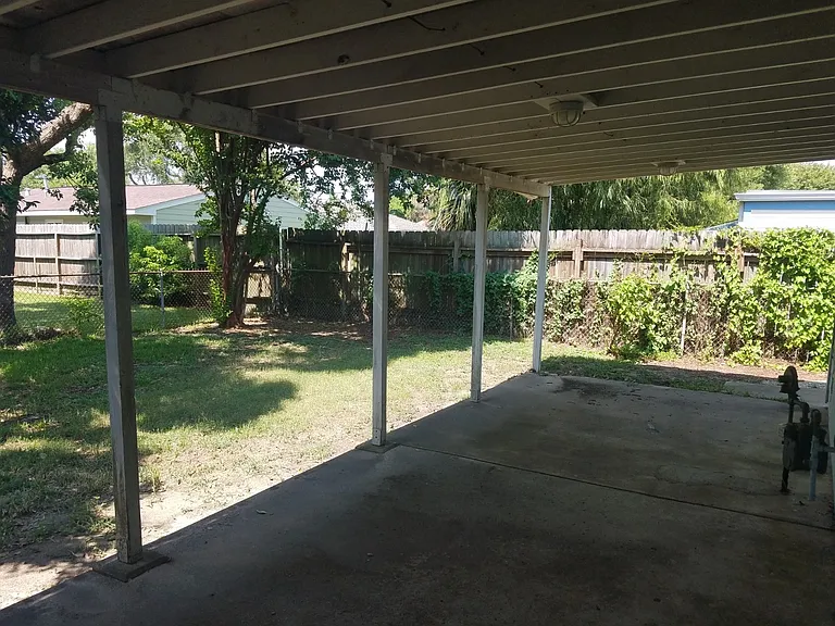 114 Dolphin Ave — Photo 16