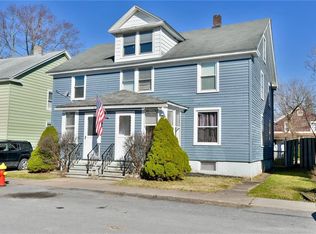11 Middle St, Clark Mills, NY 13321