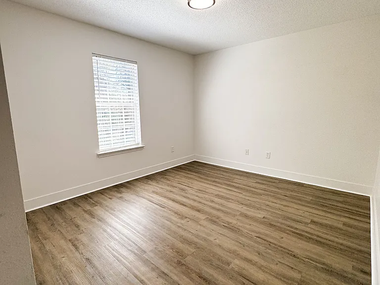 2040 Esplanade St #2042 — Photo 8