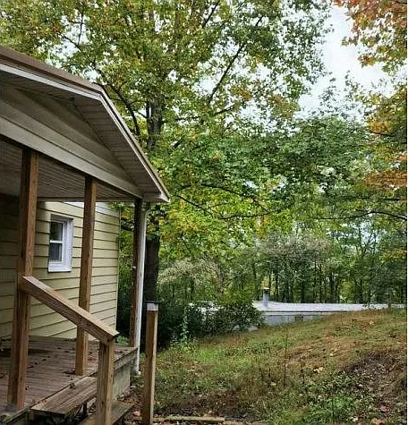 1015 Petrey Street Southeast — Photo 2
