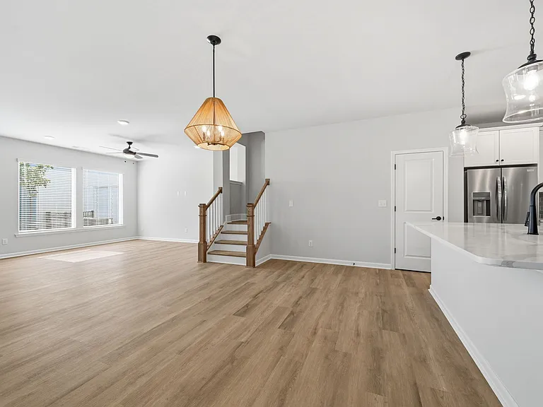 10134 Mamillion Dr — Photo 16