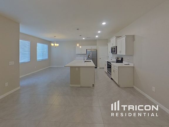 4th image of 1314 S Parkcrest