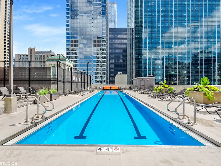 345 N La Salle Dr #2602 — Photo 11