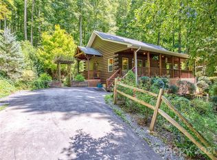 120 Forest Hill Rd, Waynesville, NC 28785