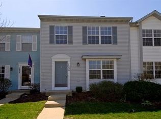 1354 Arlington Ct, Geneva, IL 60134