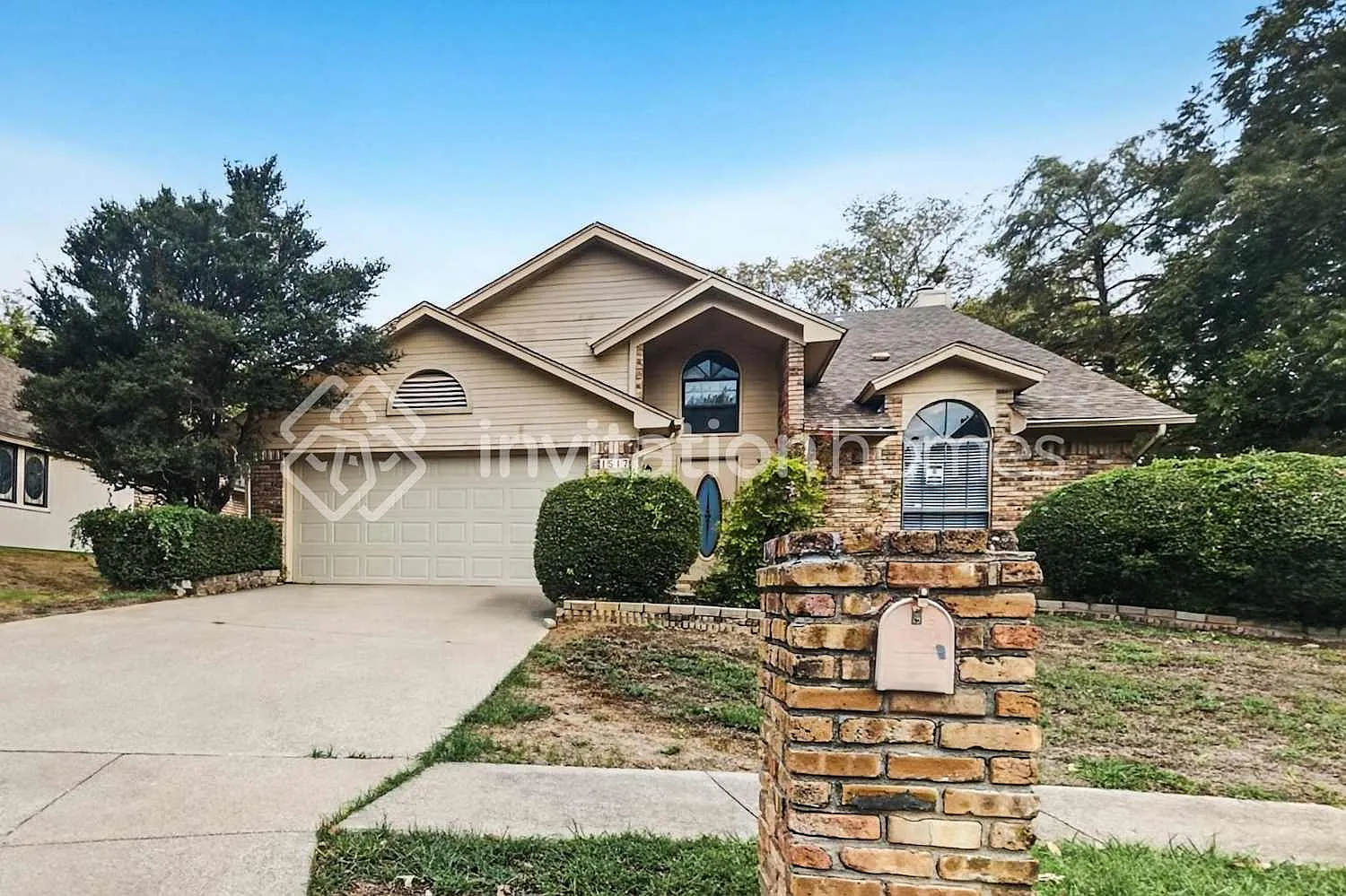1517 Woodvale Dr Bedford, TX 76021 — Photo 1