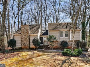 879 Lost Creek Cir, Stone Mountain, GA 30088