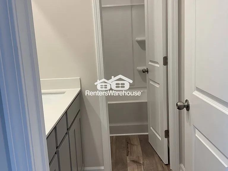 10203 Chatham Run Ln — Photo 17