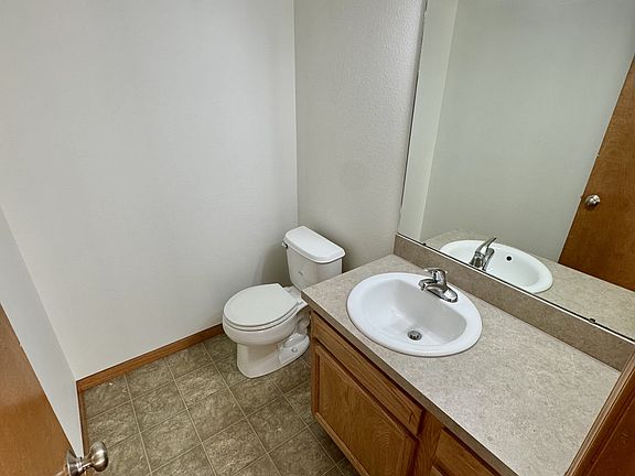 3rd image of 1500 E 24th St APT C-1