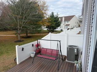 401 Yarrow Cir #401, Dayton, NJ 08810