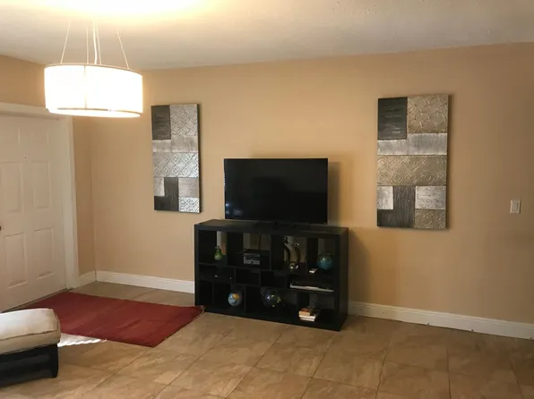 2200 S Ocean Dr N #N202, Hollywood, FL 33019