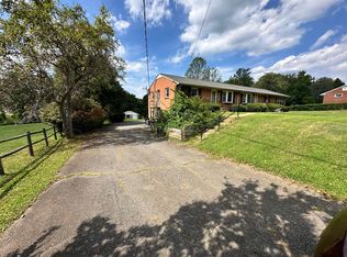 113 Sunset Cir #200, Madison Heights, VA 24572