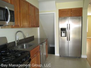 2123 Coralthorn Rd, Middle River, MD 21220