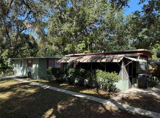 2834 County Road 423, Lake Panasoffkee, FL 33538