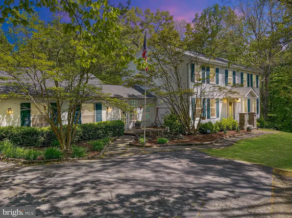 228 Longwood Dr, Stafford, VA 22556