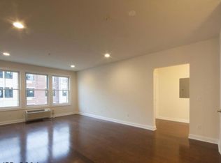 240 Walker St UNIT 1D, Cliffside Park, NJ 07010