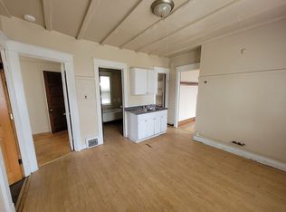 1547 S Cesar E Chavez Dr FRONT 1547, Milwaukee, WI 53204