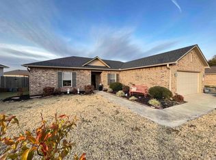 24 Apricot Dr, Ward, AR 72176