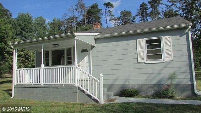 Exterior (Front)
