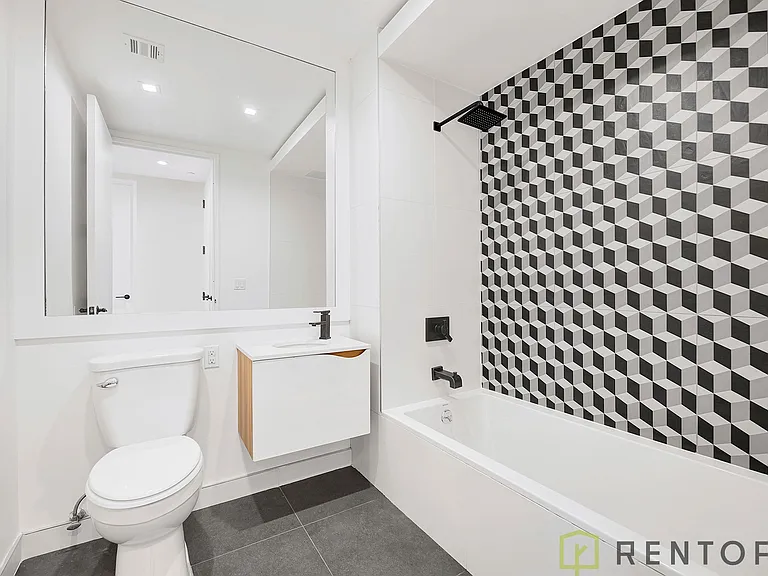 1875 Atlantic Ave #605C — Photo 5